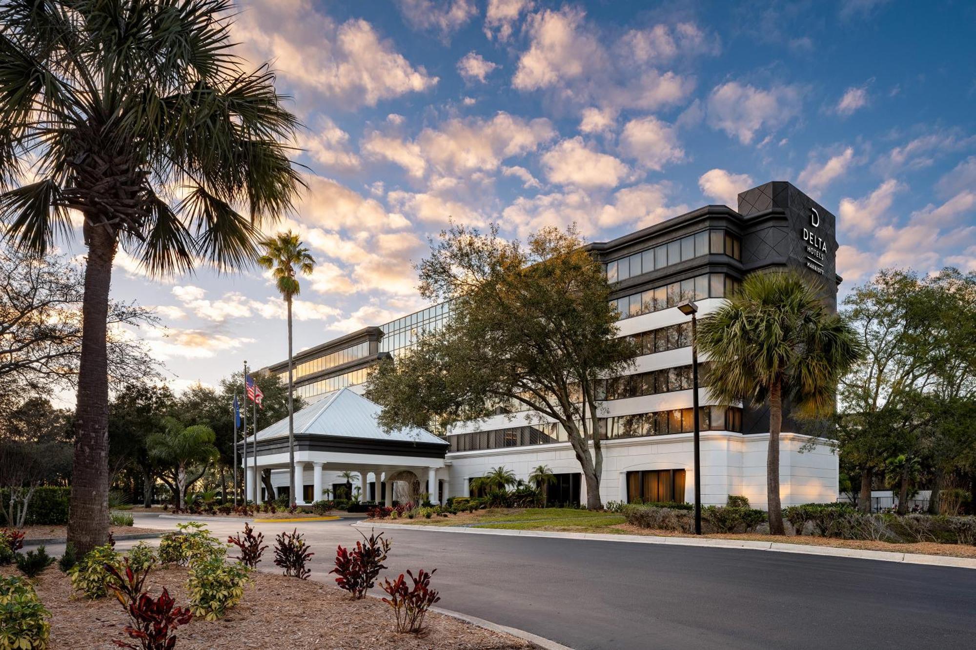 Delta Hotels By Marriott Jacksonville Deerwood 外观 照片
