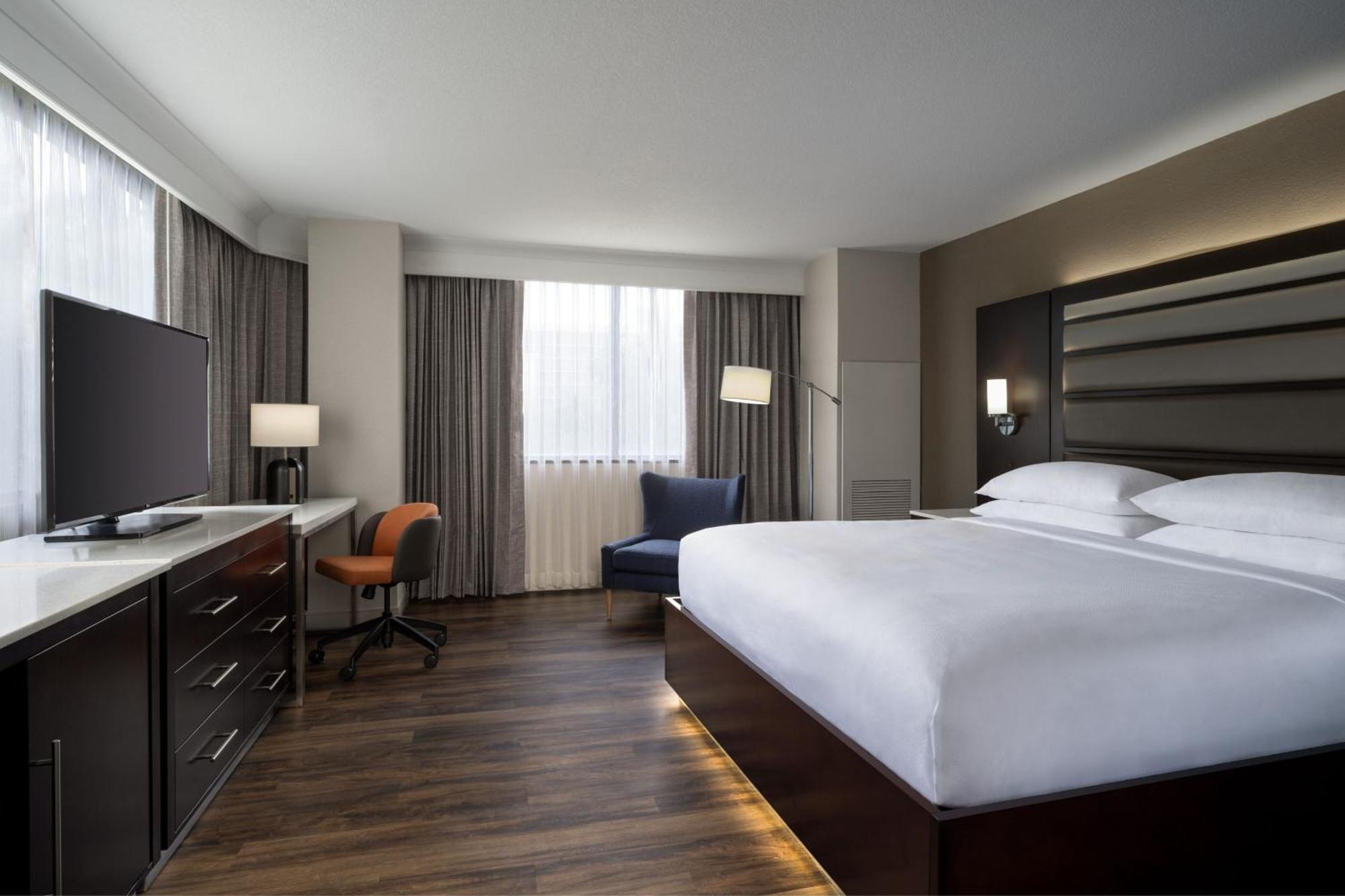 Delta Hotels By Marriott Jacksonville Deerwood 外观 照片